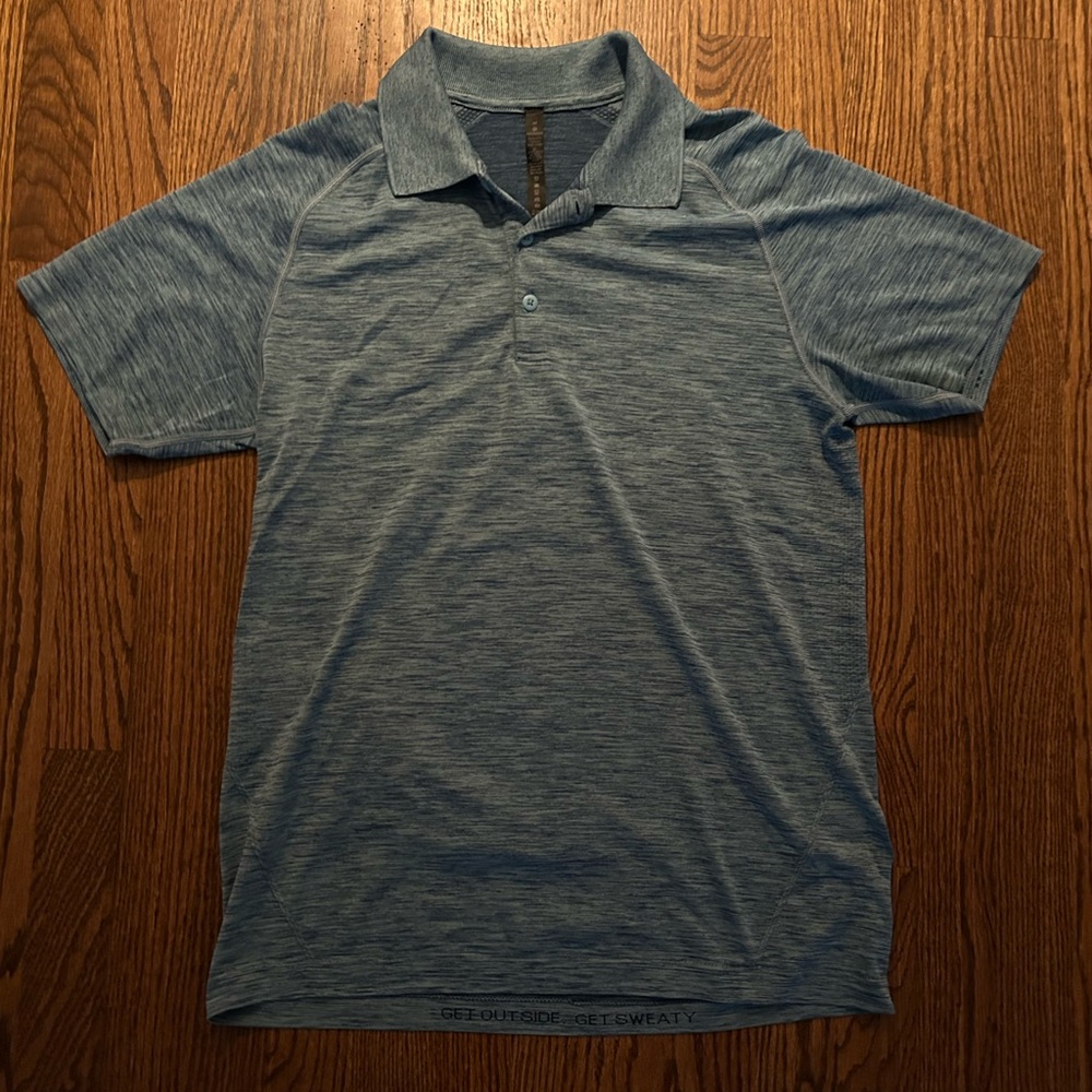 Men’s Lululemon Blue Polo Shirt Size Medium Lightweight Performance Golf Casual